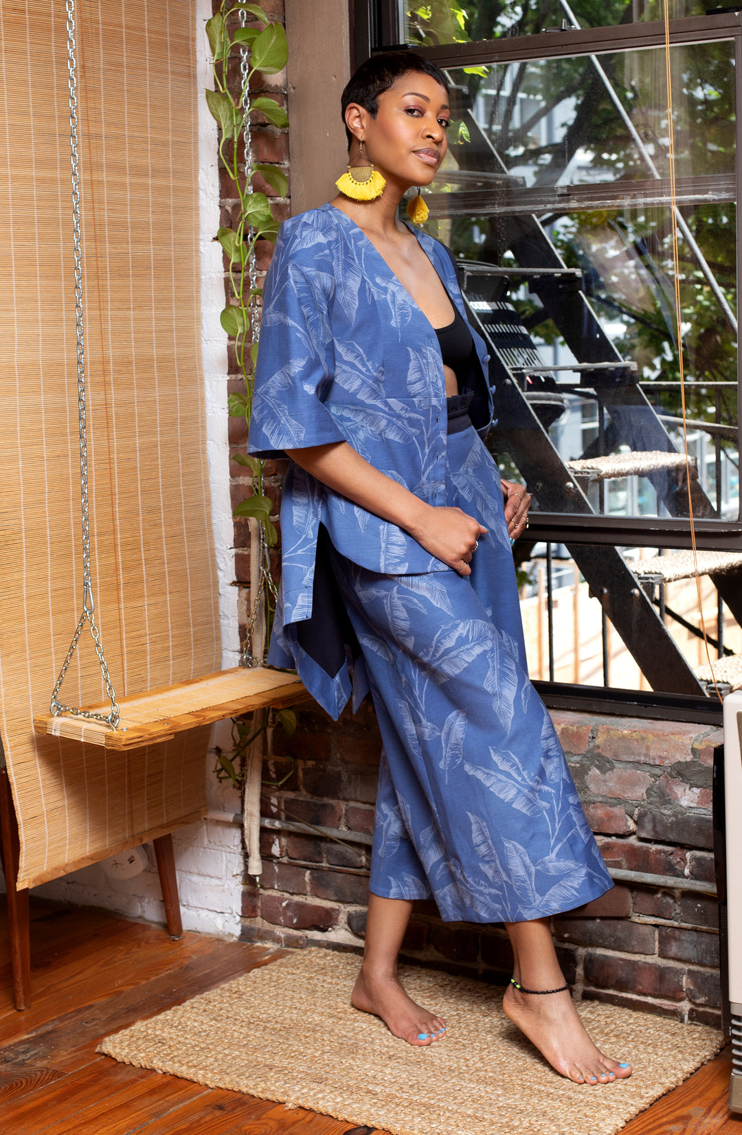 Bayou Palms Print Denim Paperbag Waist Pant - right view
